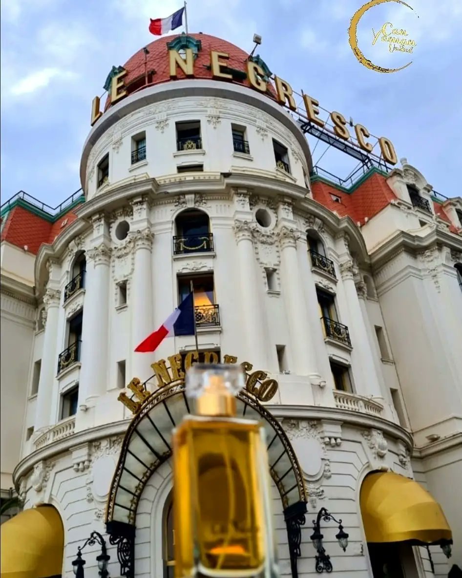 UnitedYaman's tweet photo. #WorldMania Mania a Nizza, Nice la belle. - Cote D' Azur collection. To be continued ...
#CanYaman
#CanYamanForChildren
#CanayamanMania
#canyamanfans
#ManiaPerfume
#ItaliaMania
#CanYamanUnited https://t.co/SSUOqiFhIR