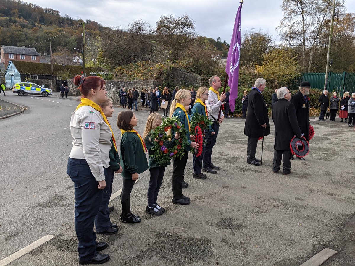 1stCorwen's tweet photo. On this Remembrance Sunday, we remember the service men and women who gave their tomorrows so we could have our today's

#LestWeForget

Thankyou to our Beavers, Cubs and Scouts who attended the service to show their respects.

#corwen #WeWillRememberThem https://t.co/fjk73jl4Iy