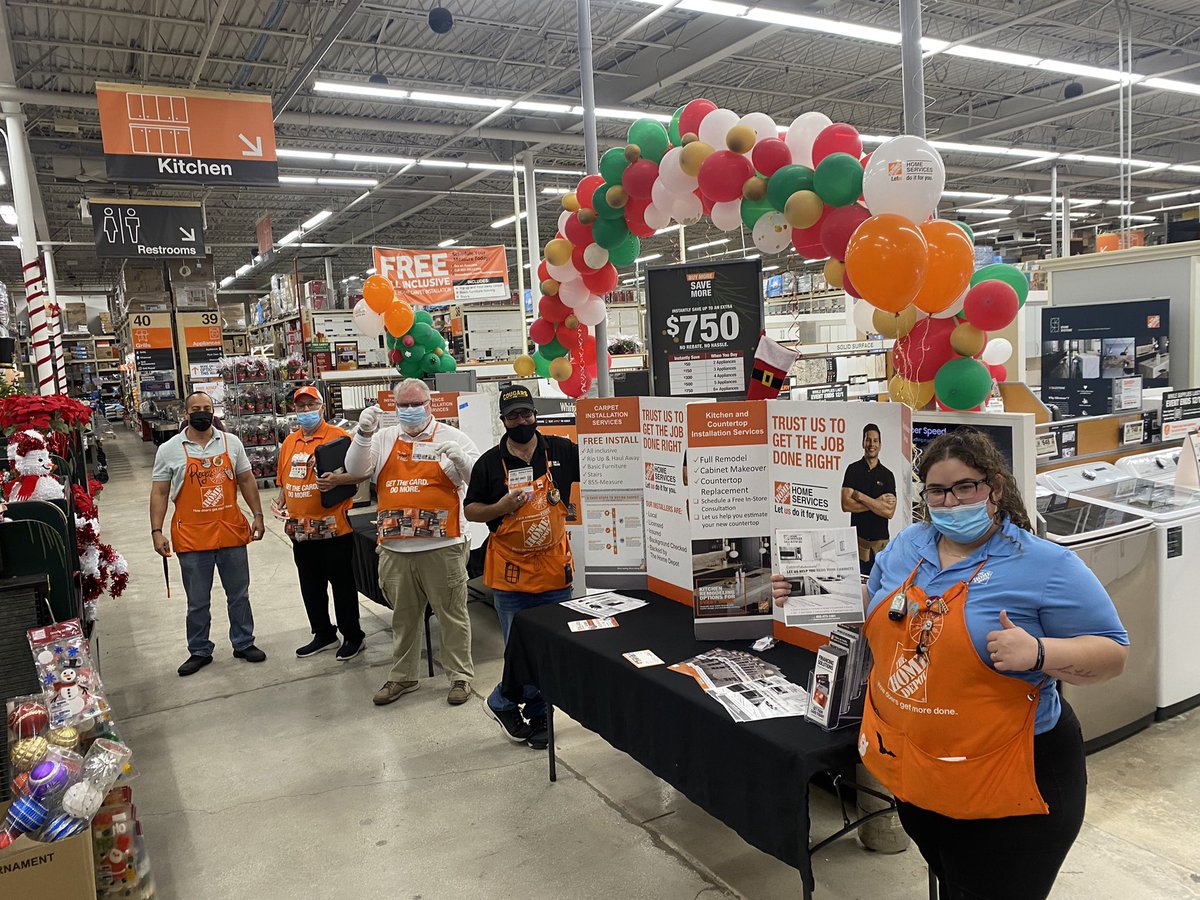 TaliaMoreCC's tweet photo. It was a great Saturday spreading the word on all the services we can offer our customers🎉#leadevent #6856 @armandog277HD https://t.co/pAi0kuHMPK