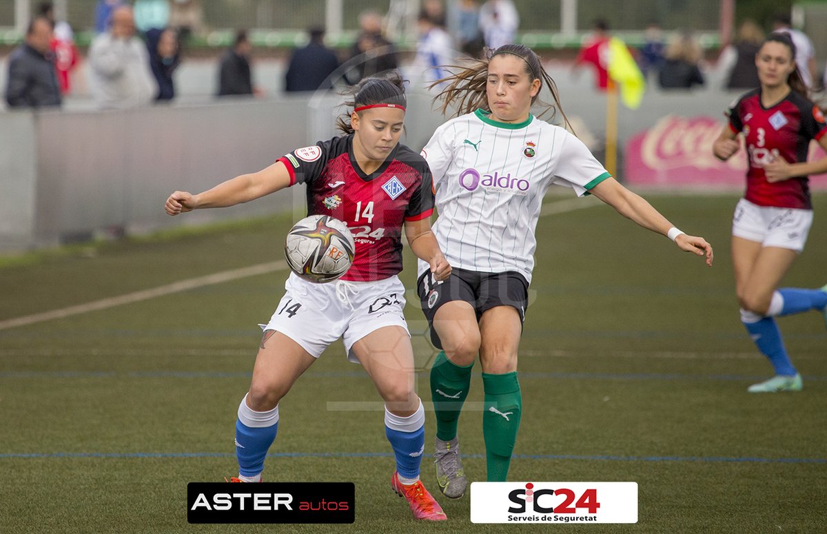 LleidaEnJoc's tweet photo. 📷 Les fotografies de #LleidaEnJoc de la victòria de la @SEAEM_1925 al camp del @RacingFemenino (1-2)

👉 La galeria sencera del @jordieche, aquí: https://t.co/Y5mueh0c6D https://t.co/5eghj9dgWc