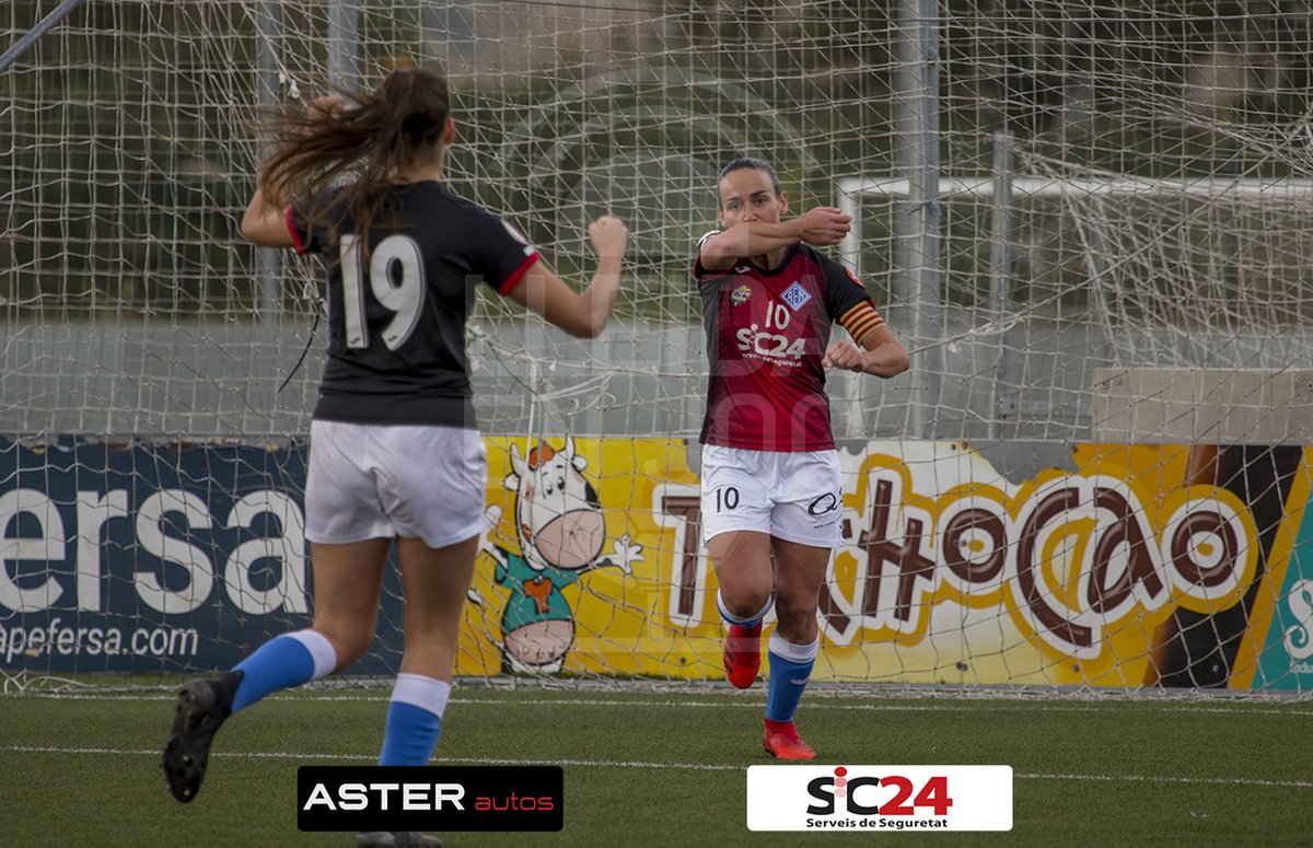 LleidaEnJoc's tweet photo. 📷 Les fotografies de #LleidaEnJoc de la victòria de la @SEAEM_1925 al camp del @RacingFemenino (1-2)

👉 La galeria sencera del @jordieche, aquí: https://t.co/Y5mueh0c6D https://t.co/5eghj9dgWc