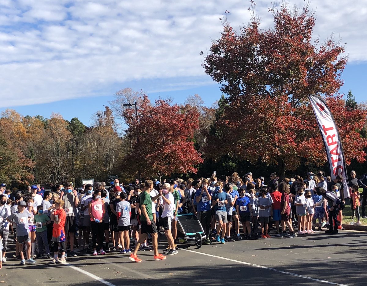 clronco's tweet photo. It was a beautiful day for our annual Turkey Trot @DurhamAcademy. It was so fun to see our young runners and runners-to-be! @LSmusicDA @daathletics https://t.co/vbW6ezpCYp
