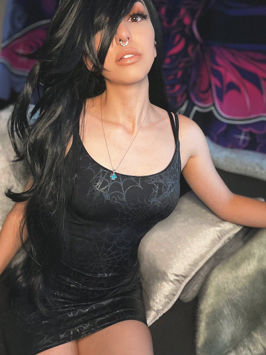 Skulls for the skull throne