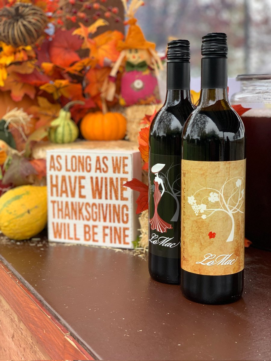 FCwine's tweet photo. Looking for the perfect wines to pair with your Thanksgiving feast? Find the perfect vinos at a local Fresno County winery! 

Just ask a winemaker what they recommend! 🍷 https://t.co/ftOqaXiBGs