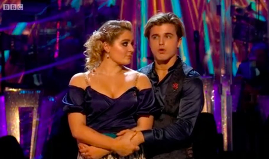 #Strictly fans claim judges only saved Tilly because dad Gordon Ramsay was in the audience
https://t.co/LsSg2RTIns https://t.co/98M7UwPMMr