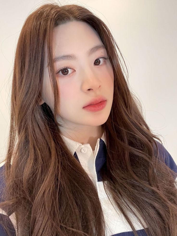 – DSS !! (@dailyseeunselca) on Twitter photo 