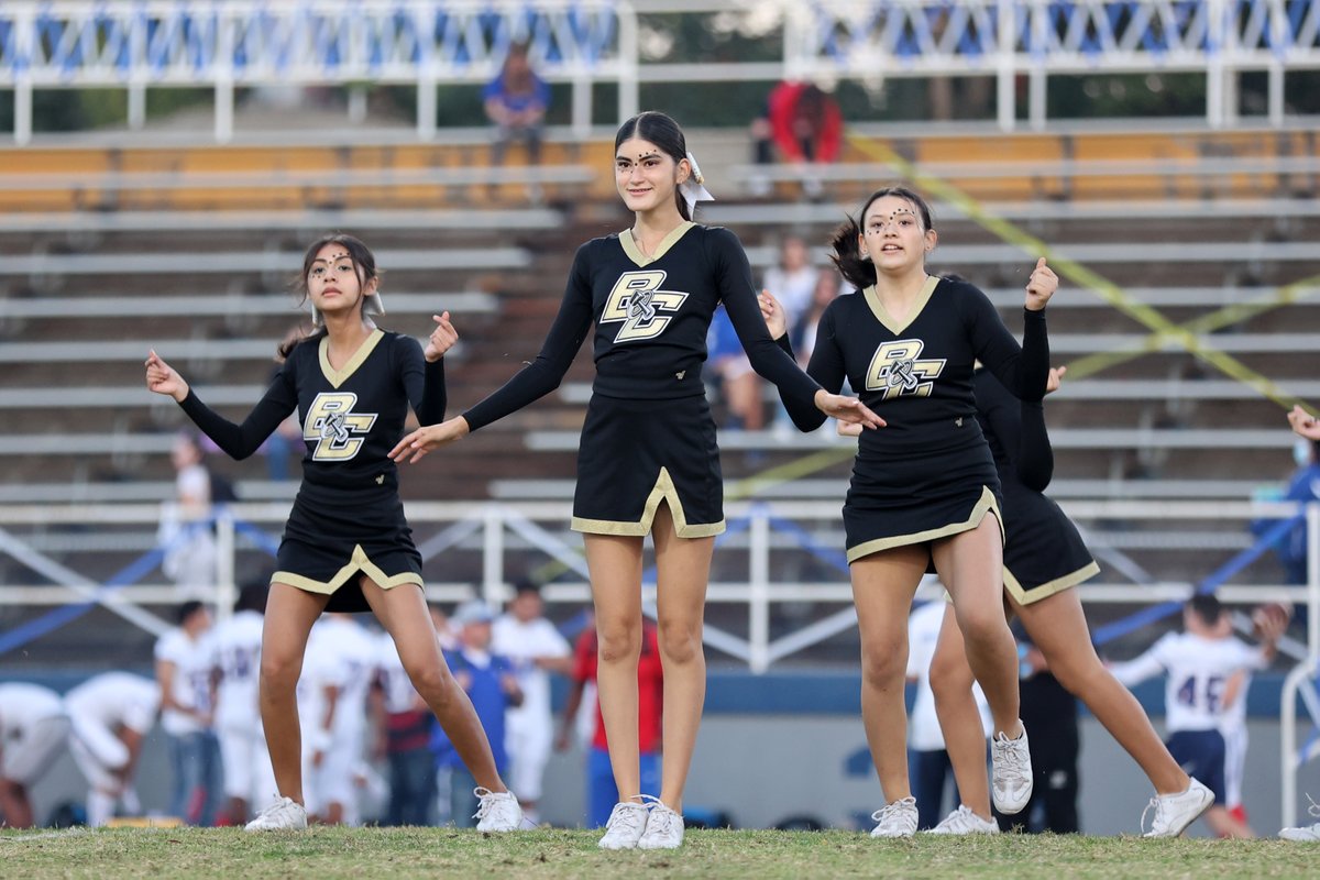 TedTorresPhoto's tweet photo. 10/29/21: @BCThunder_Cheer #BlossBowl #JVcheer #photos at https://t.co/wJb3Q96P85
.
@BCThunderAD #bchs #buhachcolony #cheerleaders #cheer #bccheer #thundercheer #juniorvarsity #thunder #bcthunder #tedtorresphoto #atwater #california #fridaynightlights https://t.co/FV2kSlBhqG