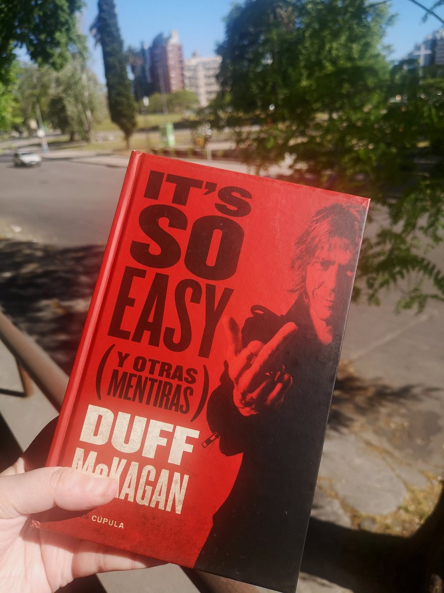 DuffMckaganArg's tweet photo. Recién llegado!!!!
Nueva edición de It's So Easy And Other Lies de @DuffMcKagan en la colección de #DMA
#iseaol en español
Editorial @LibrosCupula
Publicación 2021

#duffmckagan #editoriallacupula #itssoeasyandotherlies #duffmckaganargentina #duffmckaganarg https://t.co/1sNfw1MDWX
