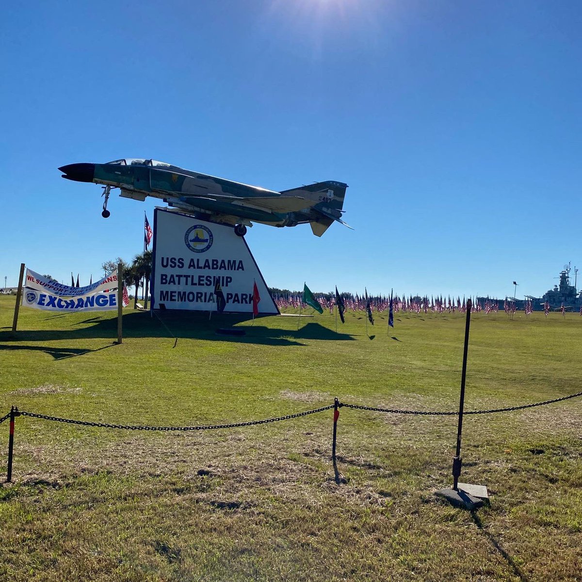 maverickwolfmsu's tweet photo. Couldn’t have asked for a better Sunday morning to run the @battleship12k. Such a well put together event and I definitely plan on attending next year. Except for shin splints bothering me between miles 2 and 4 race was pretty awesome! #runtohonor https://t.co/ZI6cTlcWDq