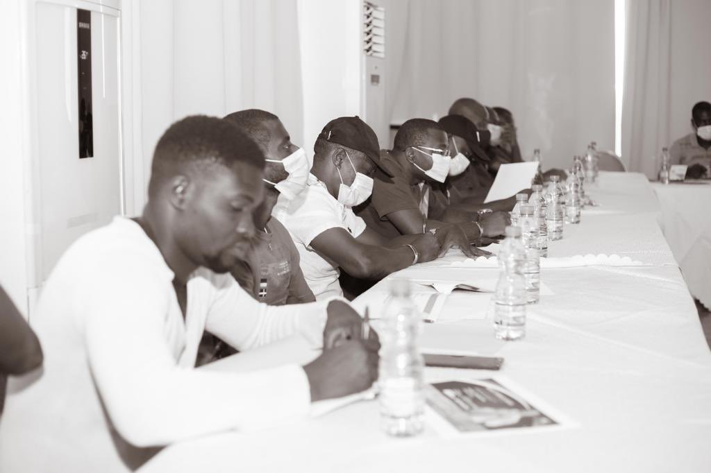 IgnaceEngone's tweet photo. Revivez en images, la Masterclass de @FreddhyKoula tenue à Lambarene ce week-end à l’endroit des responsables des organisations sportives de la commune de Lambarene. Un événement parrainé par le Conseiller du Président de la République, M. #Pissa #Tchambo. https://t.co/eoAVLrw7gk
