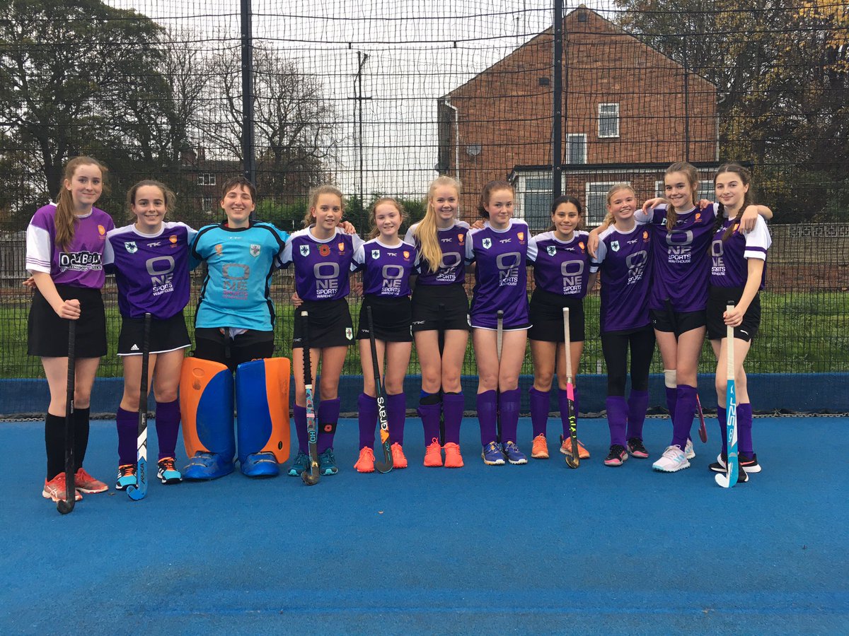 A real pleasure to coach these ladies today- after a tough first game both teams improved rapidly with some fantastic wins and highly competitive draws- strong commitment from both teams 💪👏👏👏👏