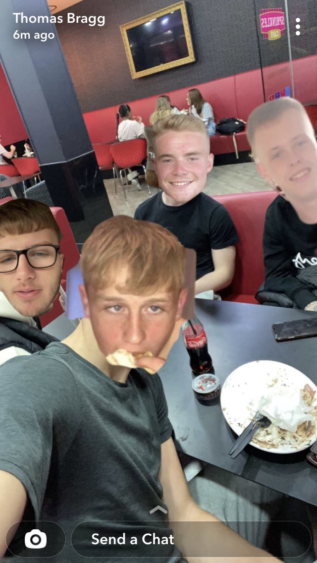 jackmartin113's tweet photo. @tombragg19 Not forgetting our sprinkles after! 

Nice to treat the kids, ay @tombragg19 https://t.co/93BJB7vr5F