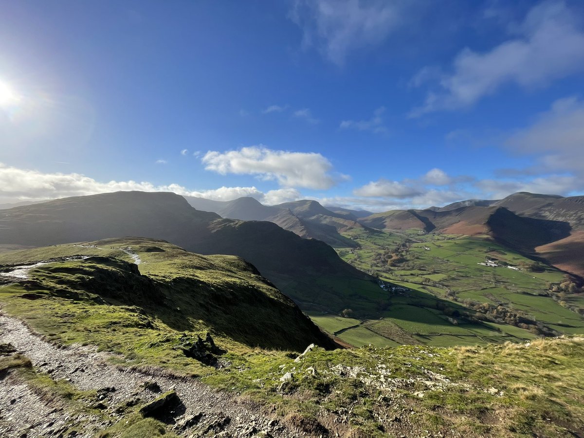 MissVickersDT's tweet photo. A weekend in the Lake District and a walk up Catbells near Keswick yesterday. 

A beautiful day to add to my #MilesToMexico weekly total 🥾☀️🍂 @BalfronHSsport https://t.co/to0AueR7PP