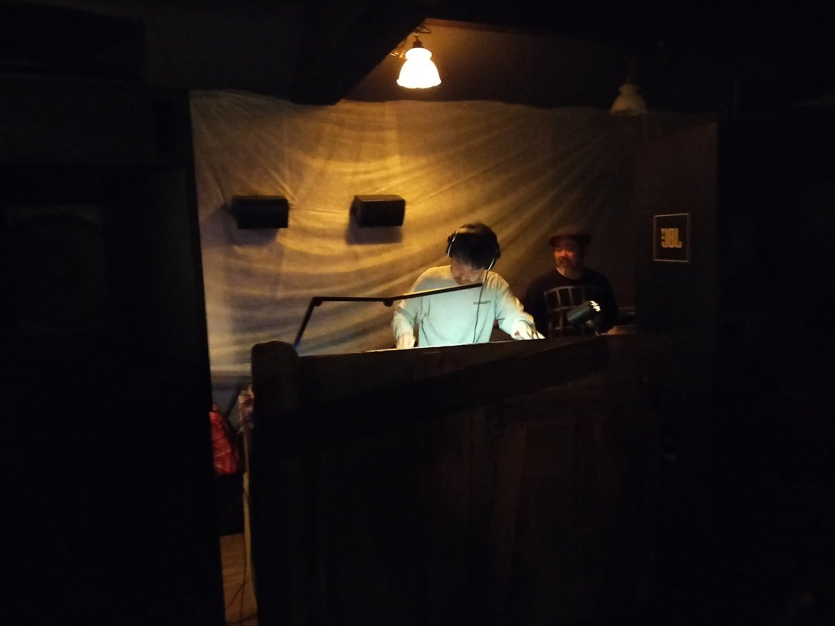 tatami0624's tweet photo. 11月14日 ベヒーモスの夢vol.8 in 豊橋エンビーチ
#NOISECONCRETE3CHI5
#breakdowncommunication
#HiroViciousPigYouthExperience
#KAMAGEN
#SURFBREAK
#DJ
#deadram
#北島囲碁倶楽部
#ENO
#ippei
#hydro
#FUKAI
#molefactory
#LiERECORDS https://t.co/qofsAcZggf