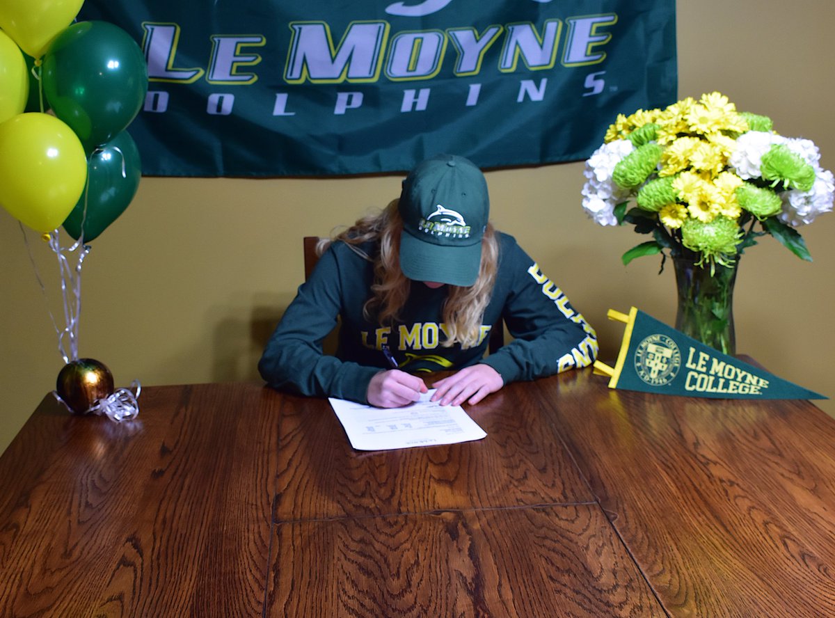 It’s official. Here’s to the next four at the heights 💚💛🐬 <a href="/CoachTRoman/">Tracey Roman</a> <a href="/brockmatlock3/">Brock Matlock</a> <a href="/LeMoyneSoftball/">Le Moyne Softball</a> <a href="/LoceyTodd/">Todd Locey</a> <a href="/rithunder_uny/">RI Thunder UNY</a>