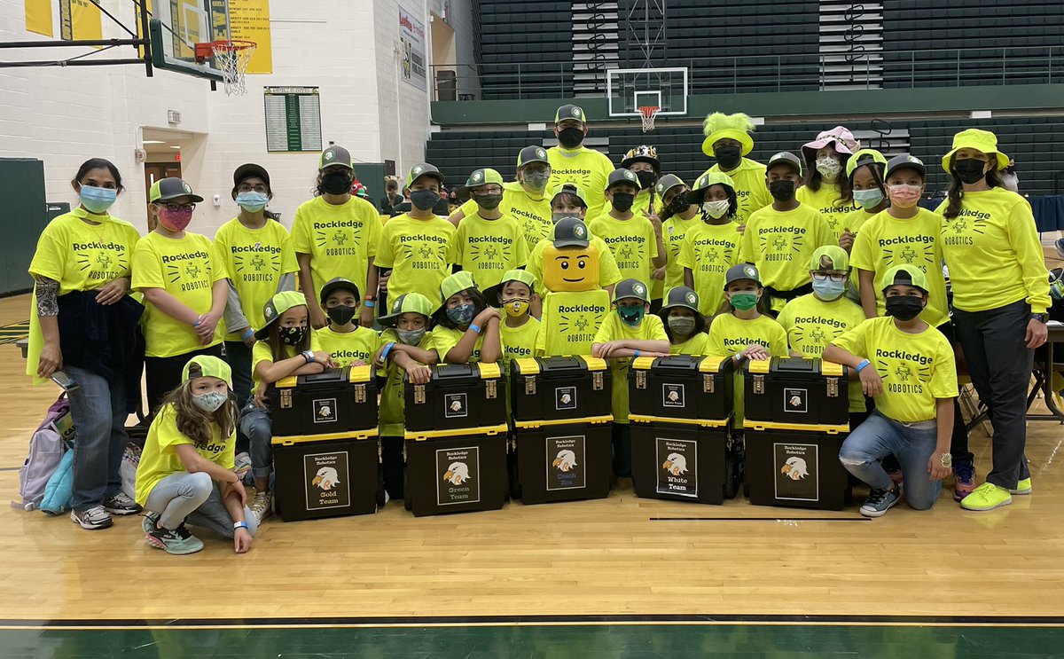 RockledgePWCS's tweet photo. Congratulations to our Rockledge Robotics Teams this week and weekend! Gold won the 1st Place Champion’s Award! Green won Robot Design, and White won Core Values! Our Gold and Green teams will be competing at States this December! @PWCSNews @LDMcDade @nikkikahara @MrsEverettRKES https://t.co/SnQ81OKuFw