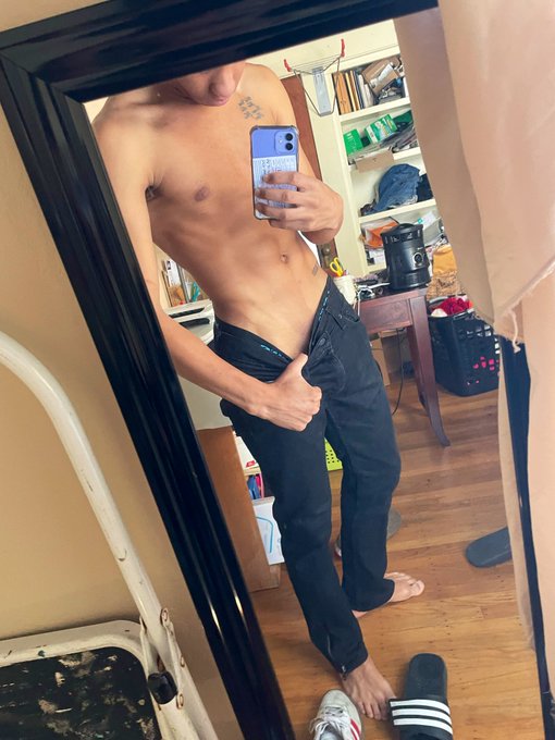Goodnight 😘 https://t.co/ZkYpOPf0l3<a href="/tag/rt"class="tags"><span>#rt</span></a>