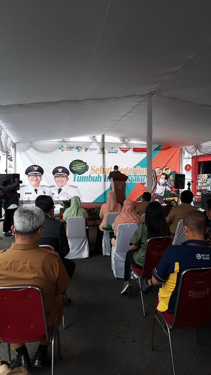 BEBAS ROKOK BANDUNG tweet media