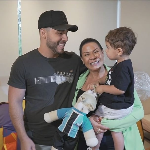 Estaremos sempre com vcs ❤️🙏🏻
<a href="/murilohuff/">Murilo Huff</a> @Ruthmorena8