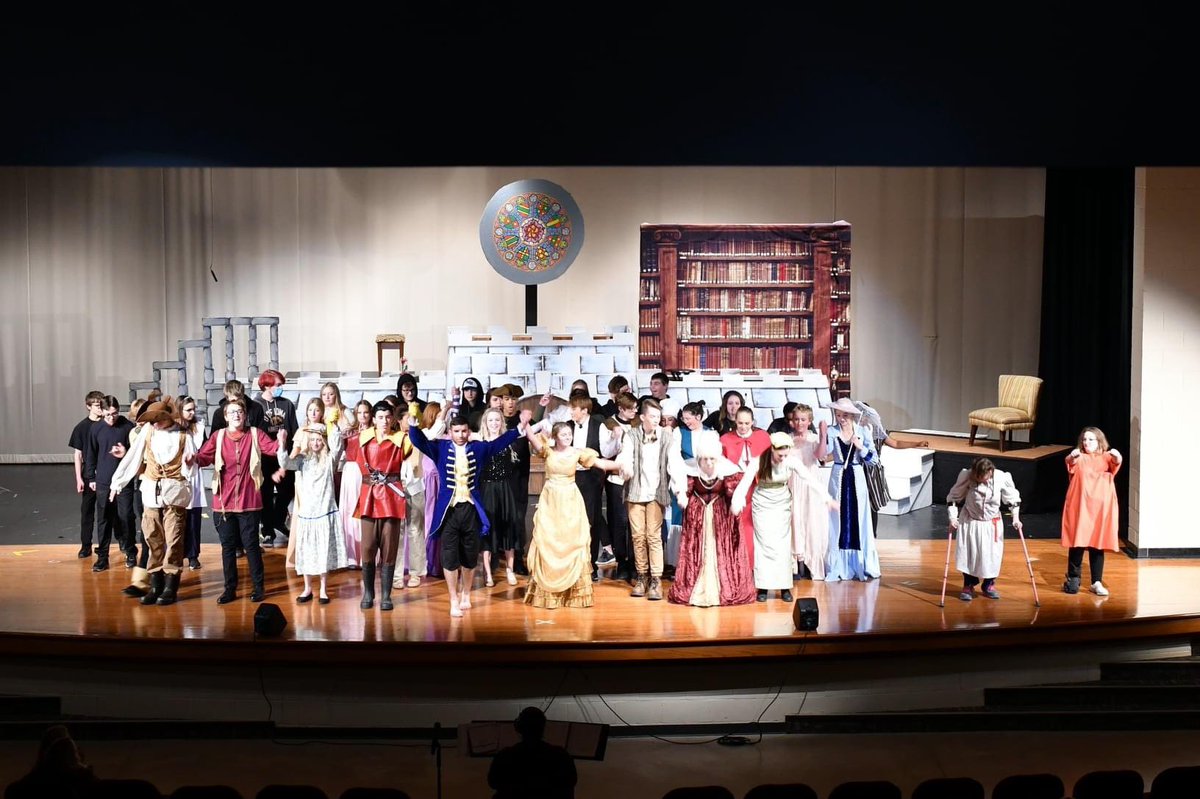 DnhMusic's tweet photo. Another @dnhdrama show in the books! Congrats to the cast and crew of Beauty and the Beast. We couldn’t be more proud of this group! A special thank you to our seniors for their leadership and talents!🌹💛 #rollblue https://t.co/e9ngsMhFvH