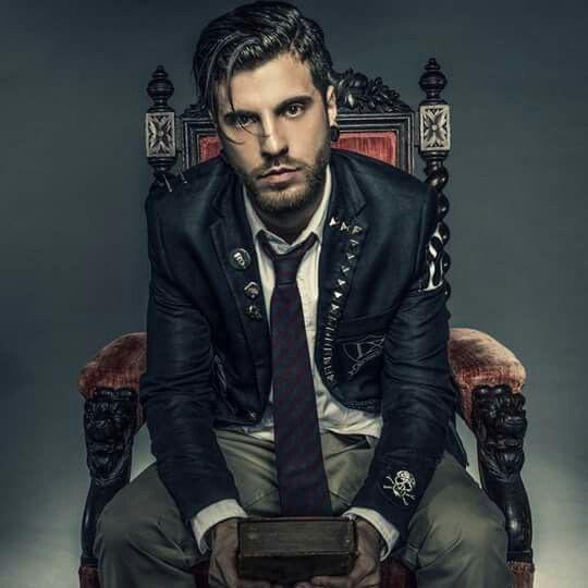 kspitznogle's tweet photo. Please join me in saying Happy birthday to  @spencerink   🎈🎉 🔪🎸🖤 https://t.co/YY9o1xYB8y
