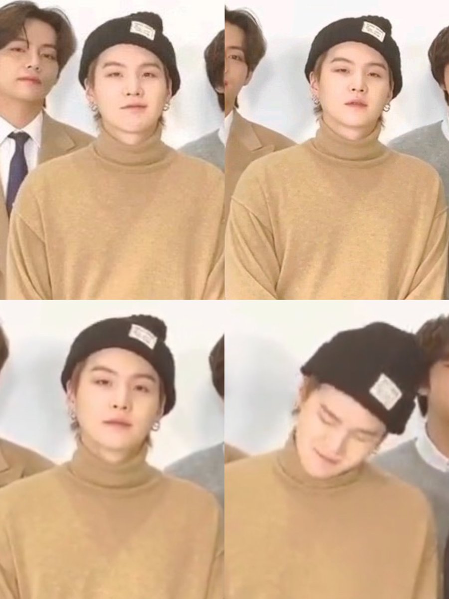 sugatistic's tweet photo. Yoongi in a turtleneck and beanie… he looks so good https://t.co/l8N8YmdWX5