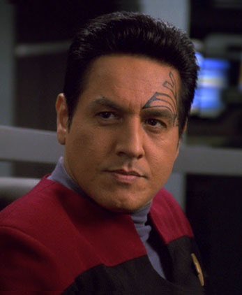 ShelfNerds's tweet photo. #MicroTreks
“How are you, Commander?” Janeway asks as she exits her quarters and joins Chakotay in a brisk walk to the turbolift.

“Rested,” he replies. “You?”

She grins. “It was good to be home.”

“I’m sure your bathtub missed you too,” he teases.
1/4 https://t.co/k9JZb8h7Vx