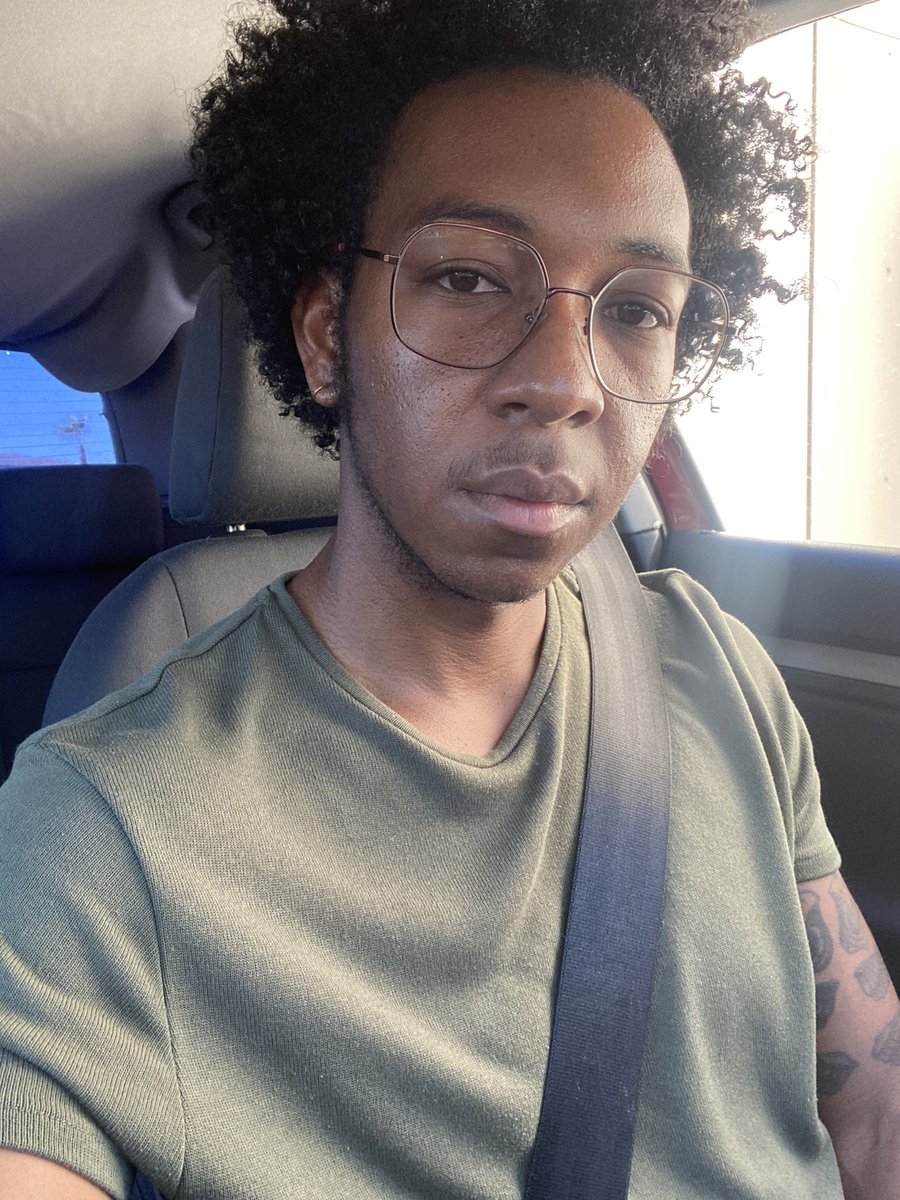 ohwowbilal's tweet photo. Throwback to my best twist out from four days ago. https://t.co/LDQTdxMqgU