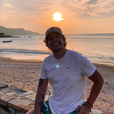 jaymedenafi's tweet photo. #NuevaFotoDePerfil https://t.co/wOMDCYoU5X
