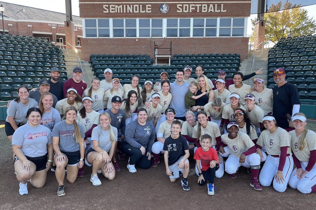 BrianCainPeak's tweet photo. Super fun weekend in Tallahasse, FL with @FSUSoftball 

Was great getting to meet Brittany and Graham Gano and learn more about the routines and mental game of one of the best place kickers on the planet.

Noles doing big things both on and off the diamond, #FSACC #TheNoleWay https://t.co/fx1jS26fOF