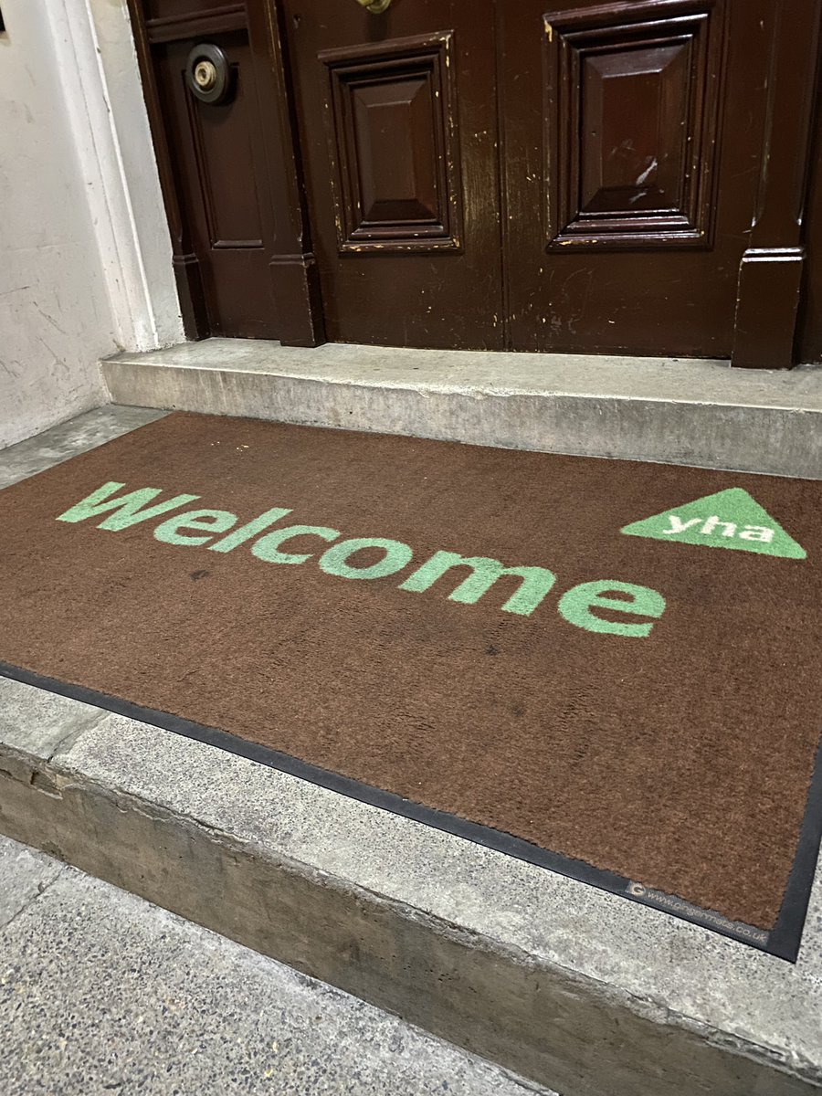 fionaell's tweet photo. YHA Earl’s Court.  A room to myself with two beds in central London.   A warm welcome, ultra clean bathrooms and a loan of Uno.  All for £36.  And every visit helps support young people and their families to get a break.  Can’t beat it. @YHAOfficial @YHALondonHostel https://t.co/OvCpbr1YMV