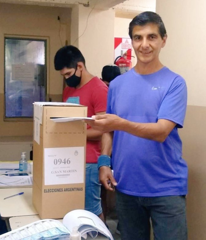 GustavoSuarezGS's tweet photo. ELECCIONES GENERALES 2021 - ARGENTINA 🇦🇷 "Un profundo deseo, de mucha Prosperidad y Paz, para todos los que habitamos el suelo Argentino".  🇦🇷️🤝🇦🇷

@GustavoSuarezGS - SAN MARTÍN 
#Elecciones2021 #EleccionesArgentina #EleccionesGenerales2021 https://t.co/XQlrNfiBjE