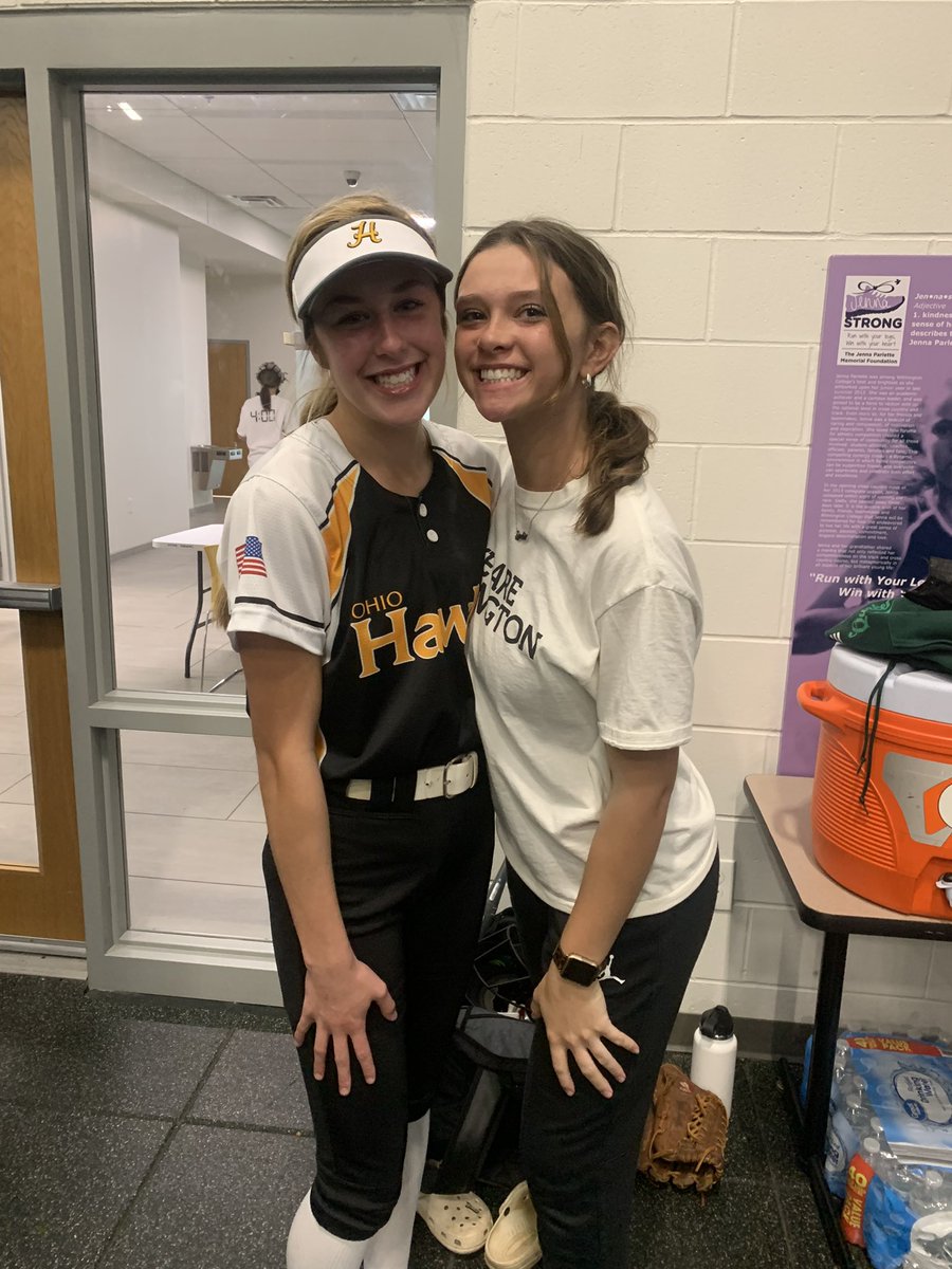 smithhgracie's tweet photo. Had an awesome time today at the @DubC_Softball camp! Got to meet some new people and put in some good work. Thank you to Coach Floyd, Coach Cook, and all the other coaches and players! Go Quakers! 🥎 https://t.co/2oCO2momX2
