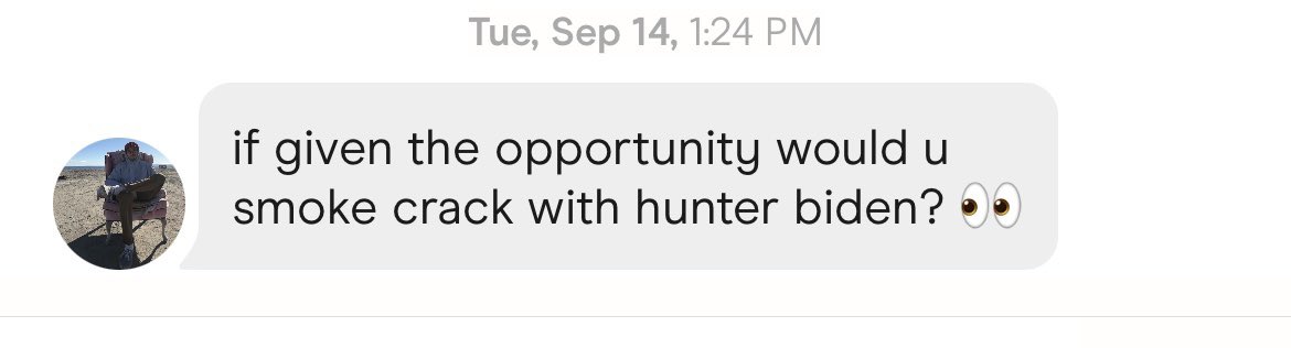 sarirae's tweet photo. Redownloaded Hinge for the first time in 2 months https://t.co/s6dOoiUWb1