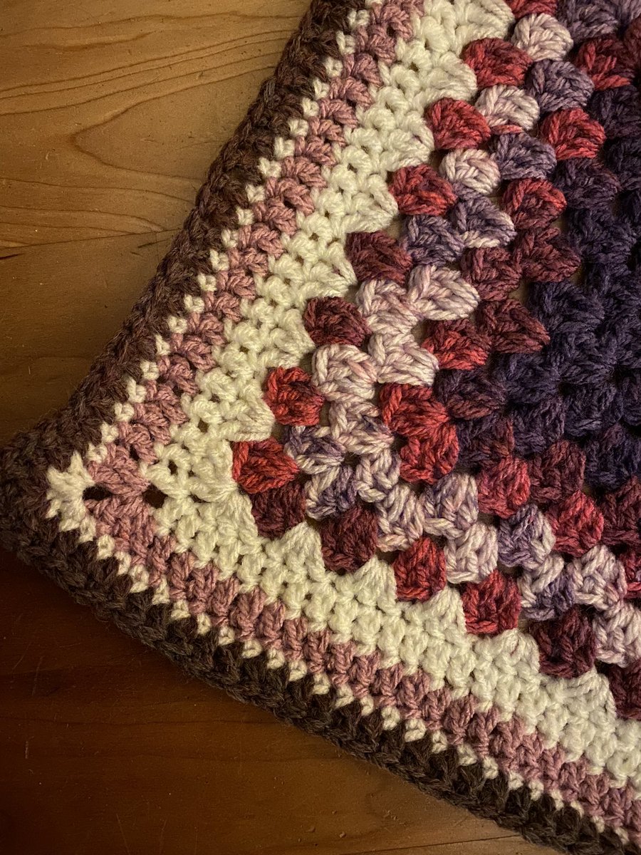 95katyswan's tweet photo. Almost done! #crochet #lockdownhobby ๐งถ https://t.co/VOQHuw49Hy