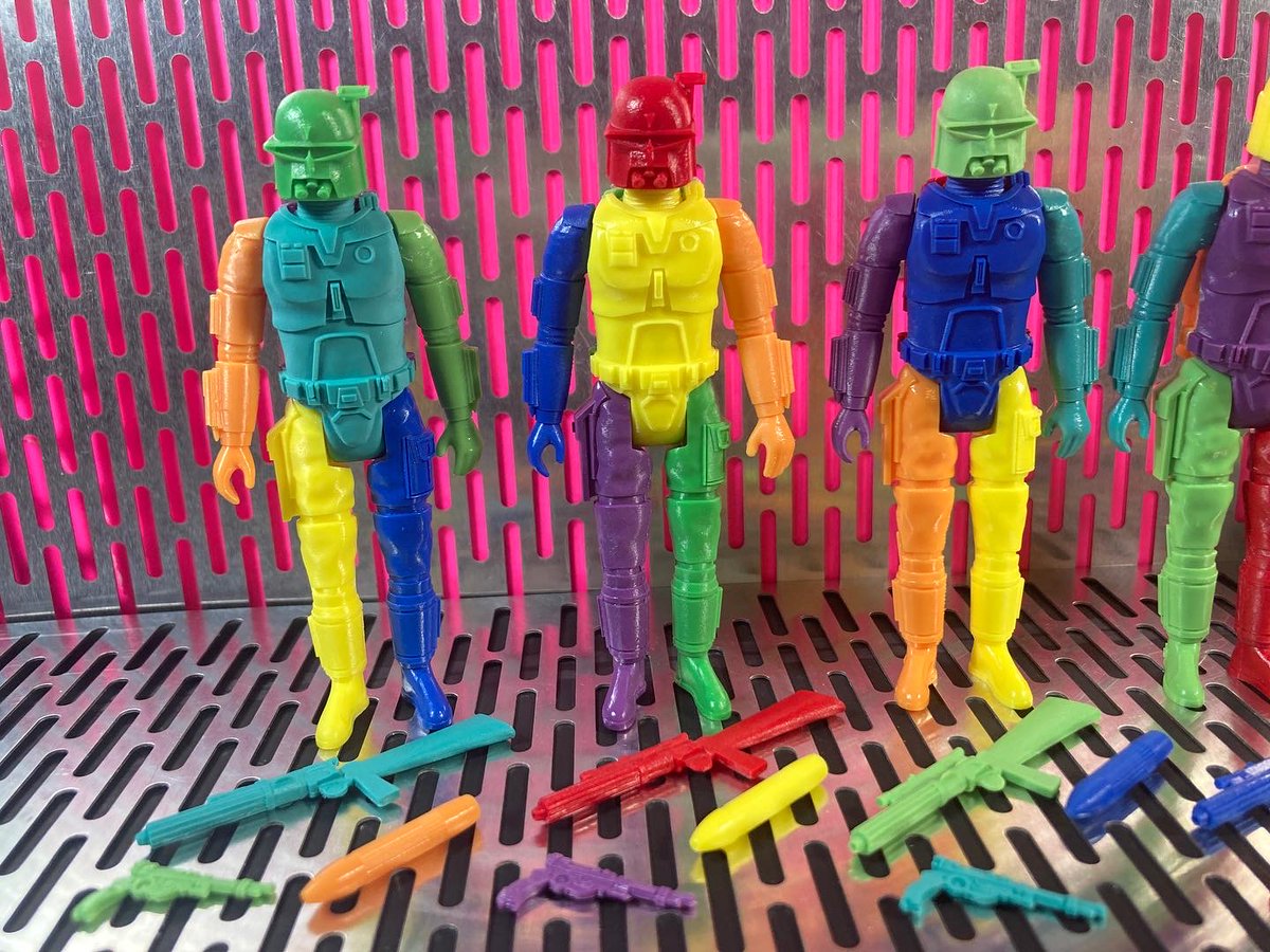 yak_face's tweet photo. My favorite drop ever from
hasnotalent - Prototype Prototype/Concept Boba Fett #starwars #bobafett #prototypebobafett #craftyourfandom https://t.co/l9eRnOSD3j