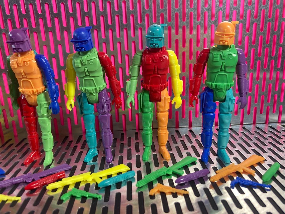 yak_face's tweet photo. My favorite drop ever from
hasnotalent - Prototype Prototype/Concept Boba Fett #starwars #bobafett #prototypebobafett #craftyourfandom https://t.co/l9eRnOSD3j