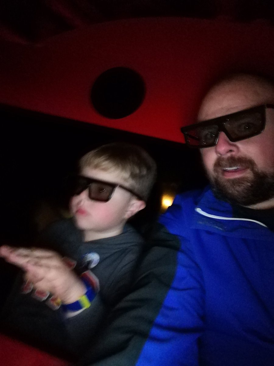 TedsEdward's tweet photo. Thank you @LEGOLANDWindsor! What an awesome day! https://t.co/KiLZ1Dep1a