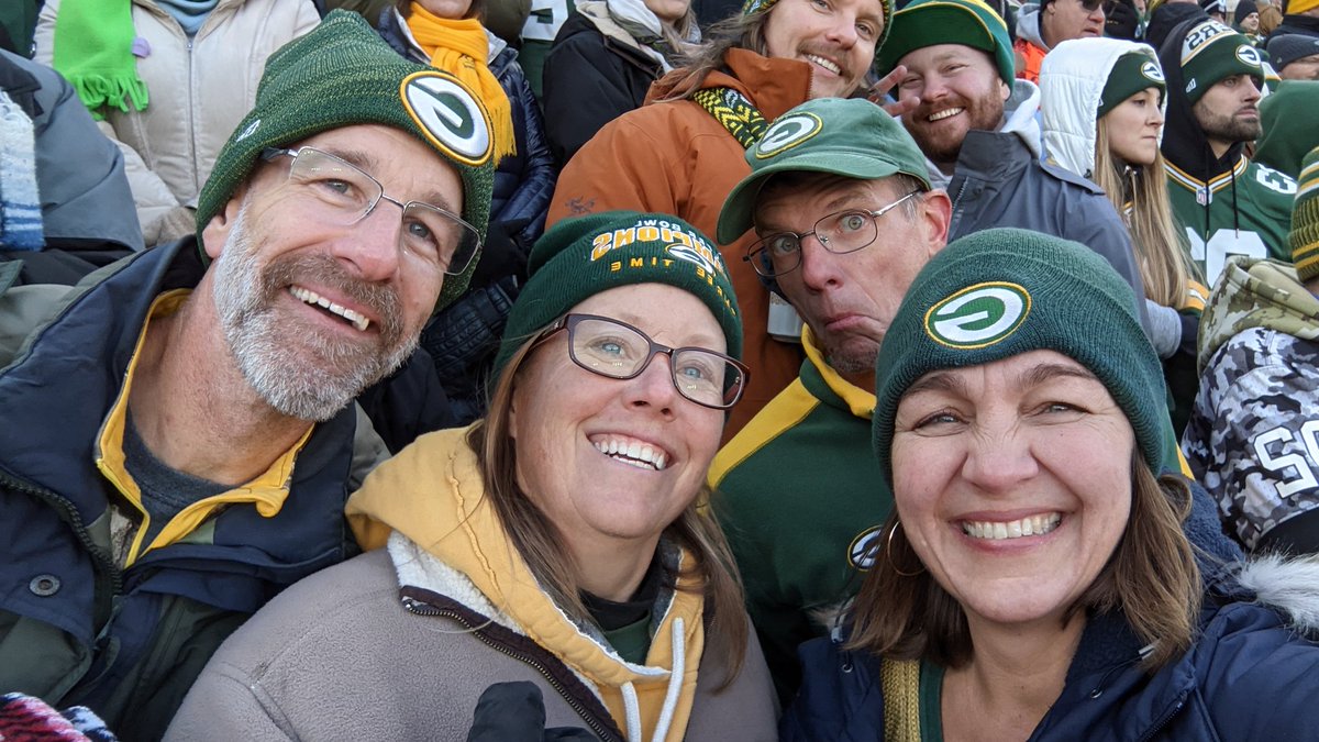 #GetLoudLambeau