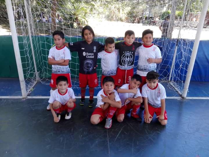huracandeportes's tweet photo. #Huracán 🎈 #LigaFefi
⚽️Este sábado 13/11 la Liga de Fefi del Globo disputó la #Fecha14 frente a #AVEFA, en Boedo.
Resultados 👇
Huracán Vespertino Zona 6
Cat 13/14/15: 4-0
Cat 12: 8-4
Cat 11: 3-3
Cat 10: 1-3
Cat 09: 4-1
Cat 07/08: 3-1 https://t.co/bK3gVHA1Bj