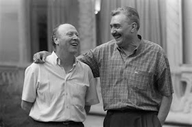 ConsEspCaracas's tweet image. ¿#SabíasQue la popular canción &apos;Venezuela&apos; fue compuesta por dos españoles, Pablo Herrero y José Luis Armenteros?🎶

Pese a lo que dice el tópico, sí conocieron Venezuela y recorrieron varios de sus estados antes de escribir la pieza.

Una bella melodía que nos une a 🇪🇦 y 🇻🇪