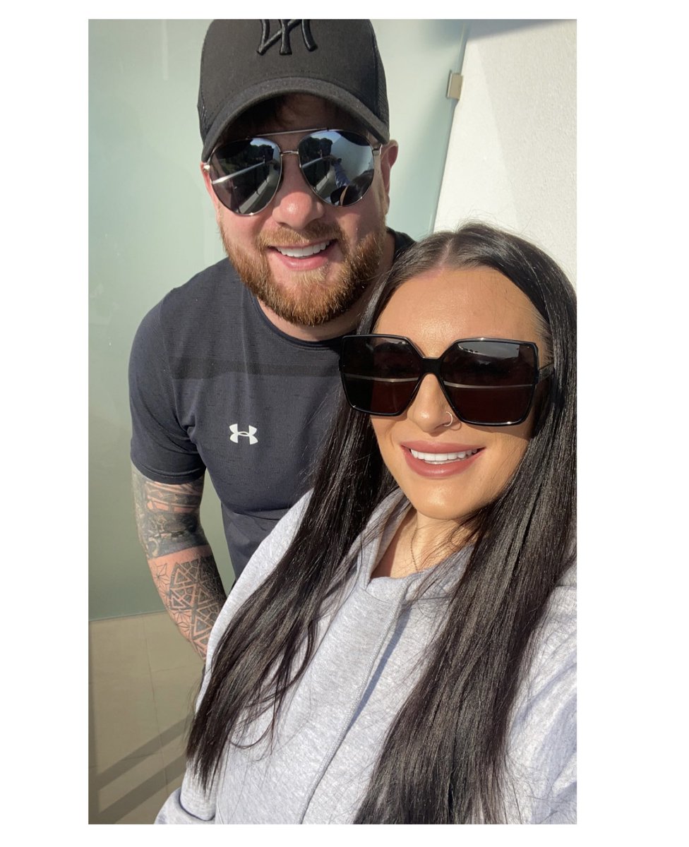 katiehewitt__'s tweet photo. Got some new teeth 🦷 https://t.co/2HHX8mvF6j