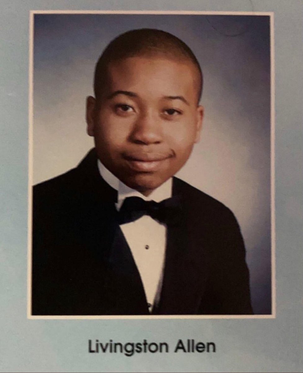 FreddieGibbs's tweet photo. Nigga look like a stud 😂 https://t.co/ptYvZO8q0R