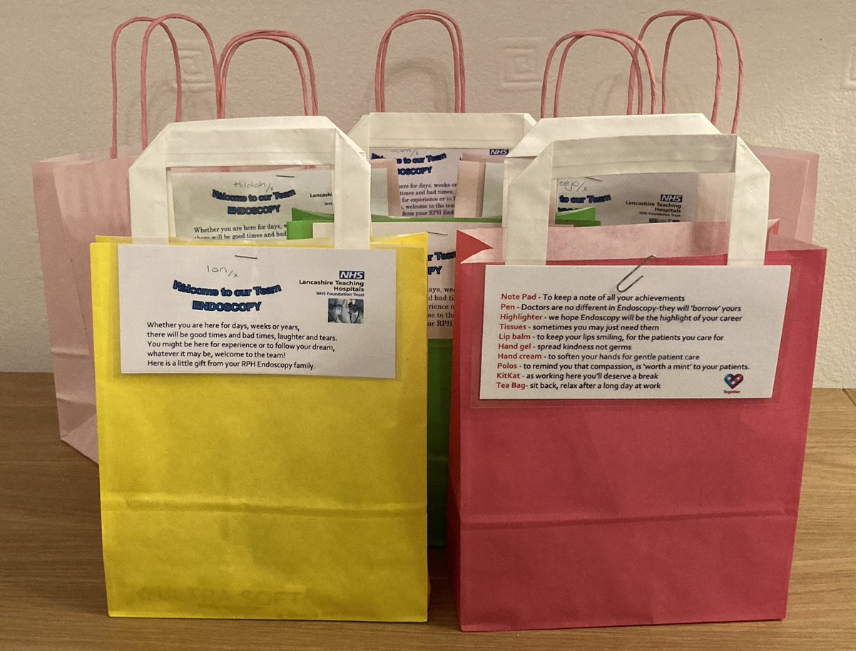 JMRosendale's tweet photo. 🤗 #WelcomeToEndoscopyRPH Welcome bags all ready to be given out to our new recruits; we’ve had 6 new staff commence working with us, over the last 7 weeks … Sam, Tom, Sheejo, Solly, Ian, Latifa &amp; also Hidah, an international nurse joining #TeamEndoRPH this week 🌈🧡 https://t.co/LFbac6nYnQ