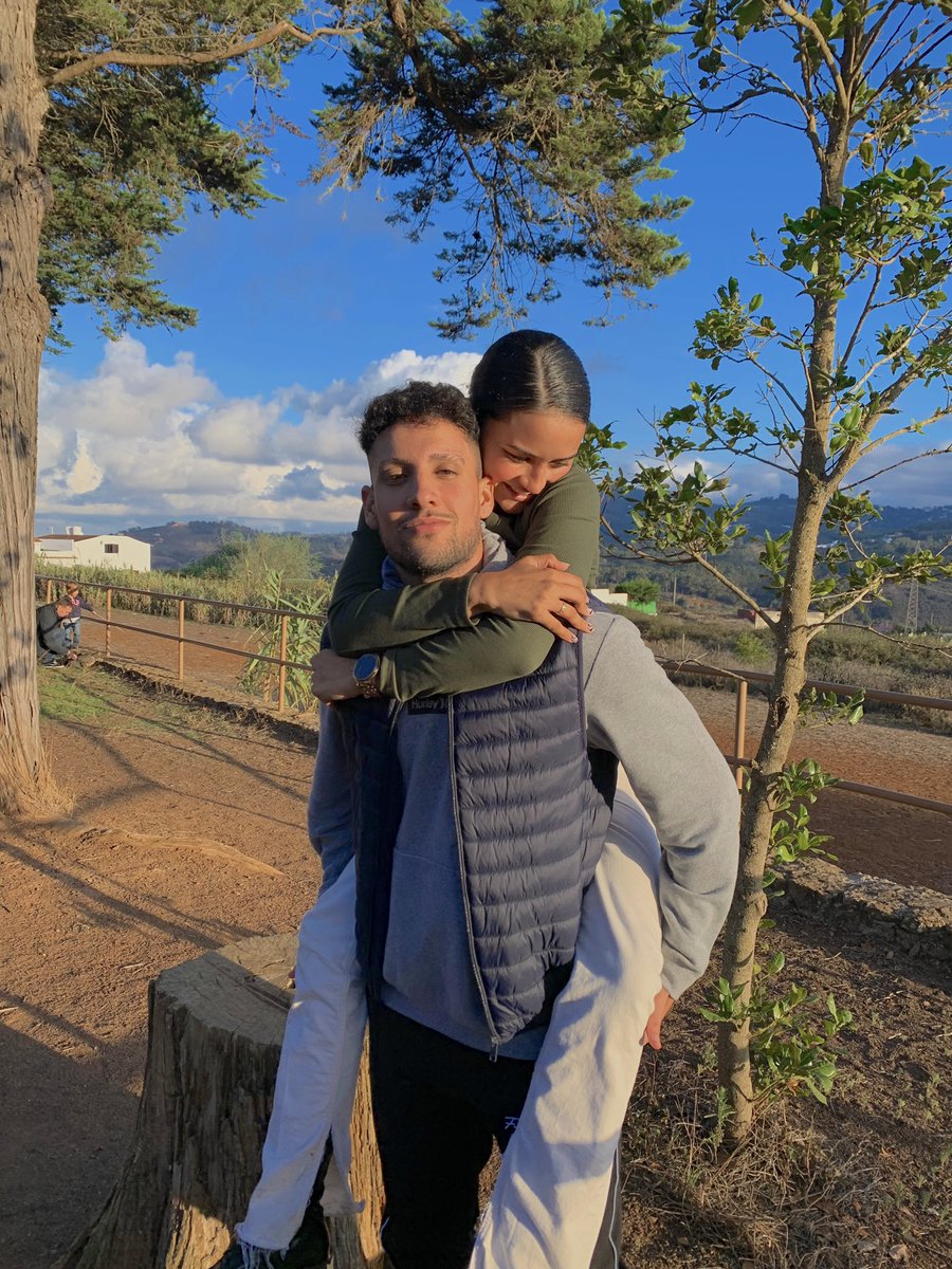 paaulanuez's tweet photo. 🐝🐛🦋💚💘💙 https://t.co/dLJH2j9beC