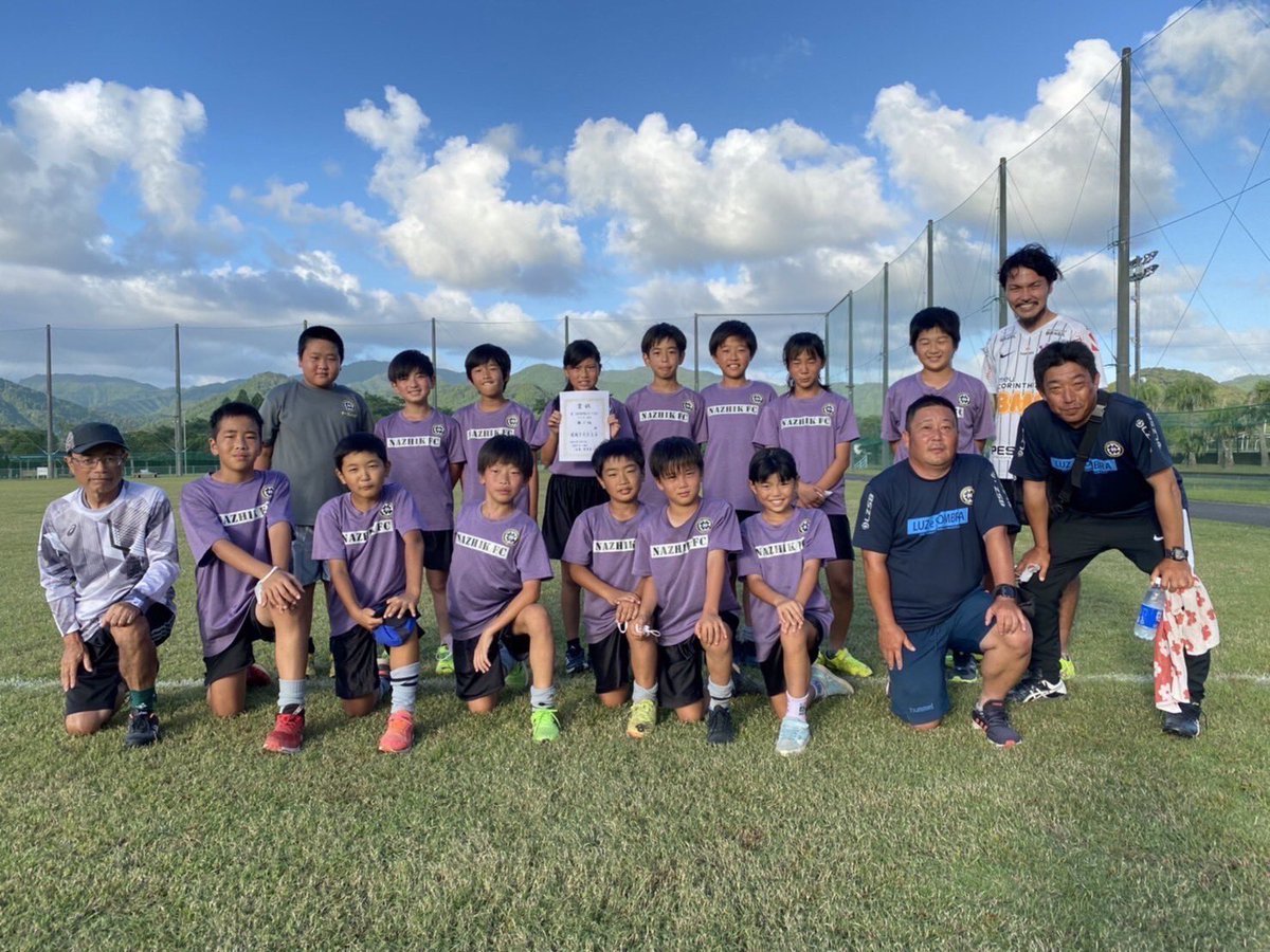takastyle5's tweet photo. サッカーコーチをやらせてもらって7ヶ月、、子どもたちが3つ目のタイトルをとってくれました！！！！😊
よく頑張りました。この笑顔のためにさらに走り続けたいと思います！ https://t.co/nUxB0kVVj4