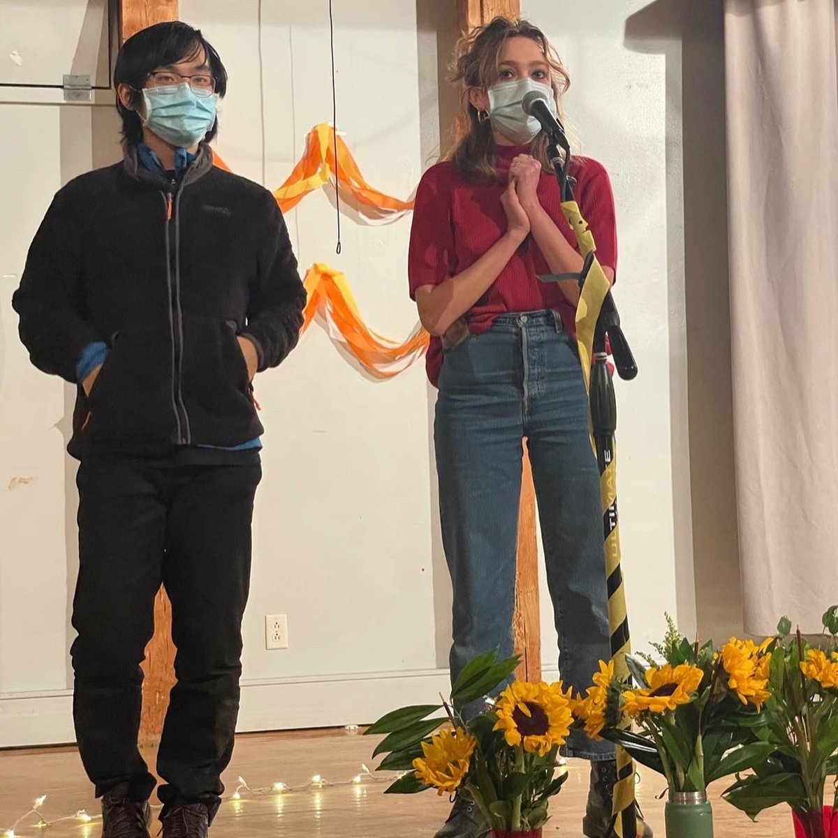 sunsetpress's tweet image. we were honored to hear from our 2021-22 writers and others in the kenyon community on friday! thank you to all who shared their work or came to support 🌅🍁 📸: sam neilson