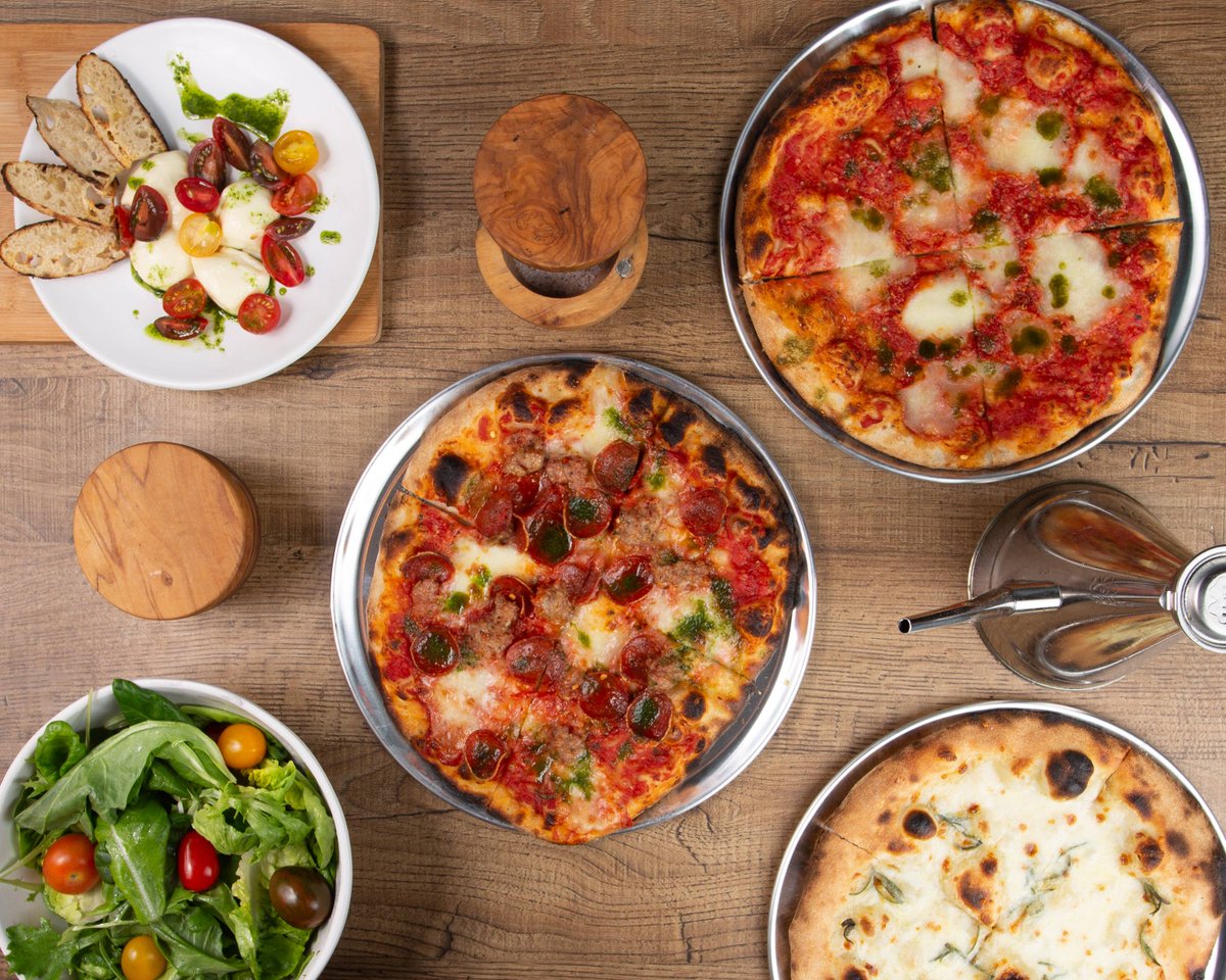 favemeapp's tweet photo. “Anyone who says that money cannot buy happiness has clearly never spent their money on pizza.”
Get a Complimentary #Starter up to $8.95 value with $30+ purchase at Squirrel's Pizza.
Download Faveme👉https://t.co/xbxUrXu7UG
The deal will appear in the location of the business. https://t.co/vYq4xnk50r