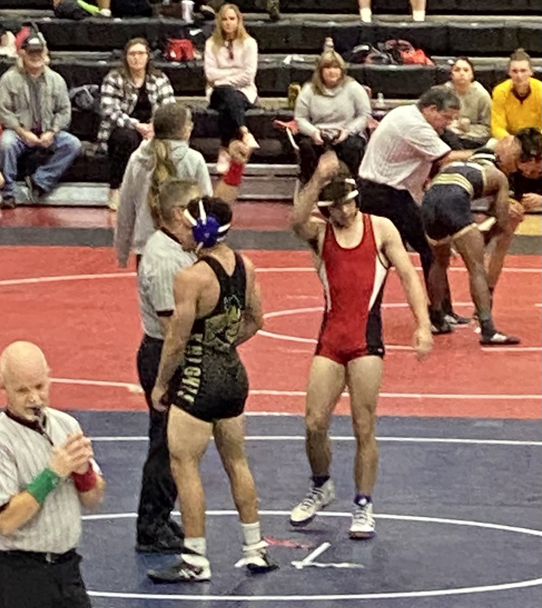 GilbertWrstling's tweet photo. How about @kota82803 getting his first college win today #StayOnTheMat #GetYourHandRaised https://t.co/EciHUbrTWY