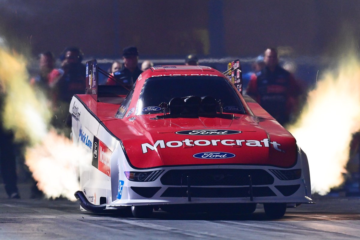 Tasca takes the Wally in Pomona!!! He runs 3.955 to beat DeJoria. #NHRAFinals #FordPerformance #Mustang